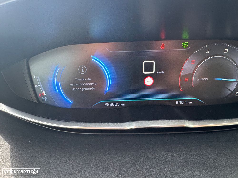 Peugeot 3008 1.5 BlueHDi Active - 21