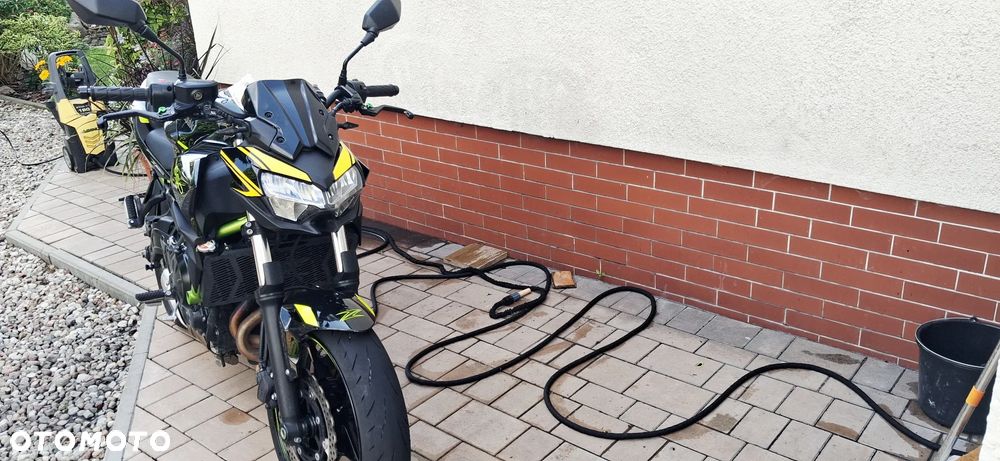 Kawasaki Z - 6