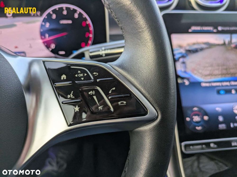 Mercedes-Benz GLC - 21