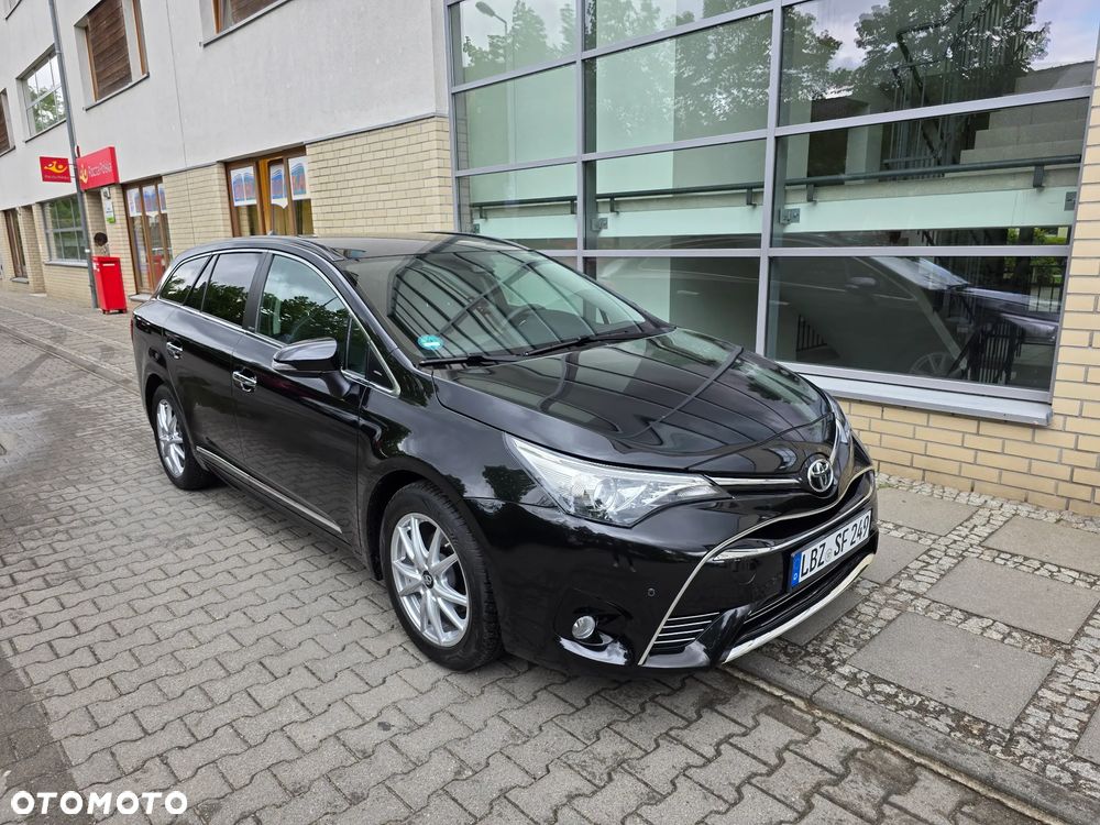 Toyota Avensis - 9
