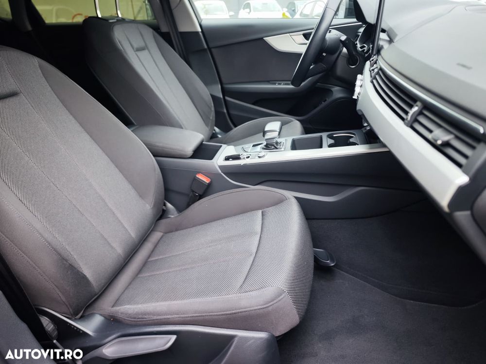 Audi A4 35 TFSI S tronic MHEV Advanced - 16