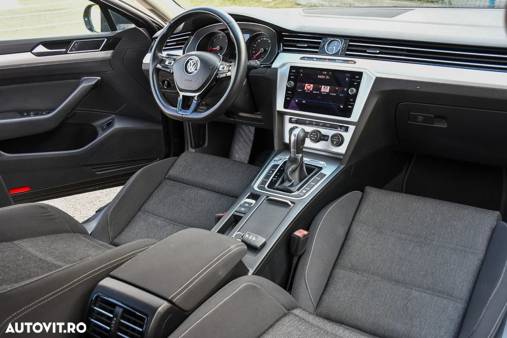 Volkswagen Passat 1.6 TDI (BlueMotion Technology) DSG Comfortline - 20