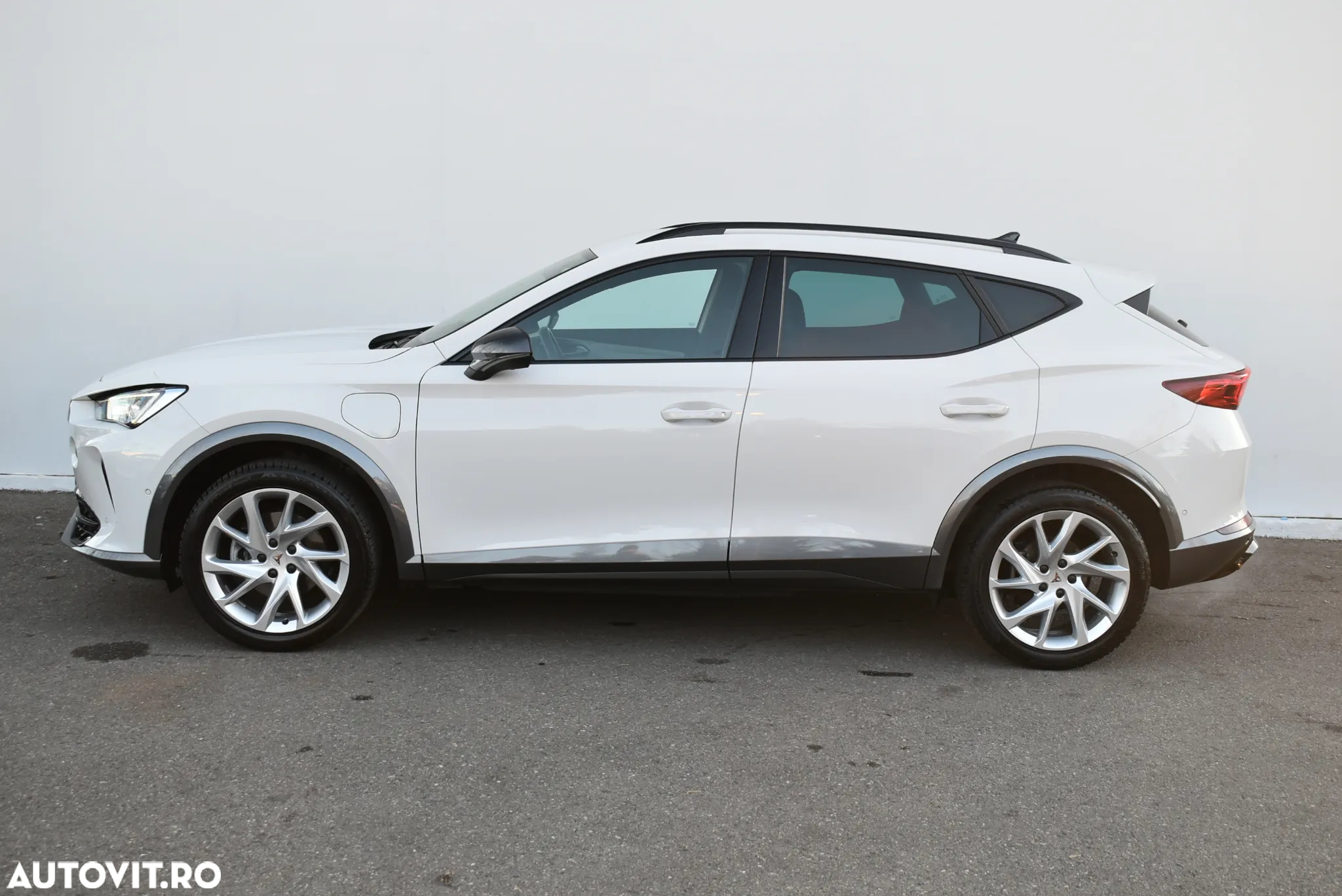 Cupra Formentor 1.4 e-HYBRID PHEV - 17