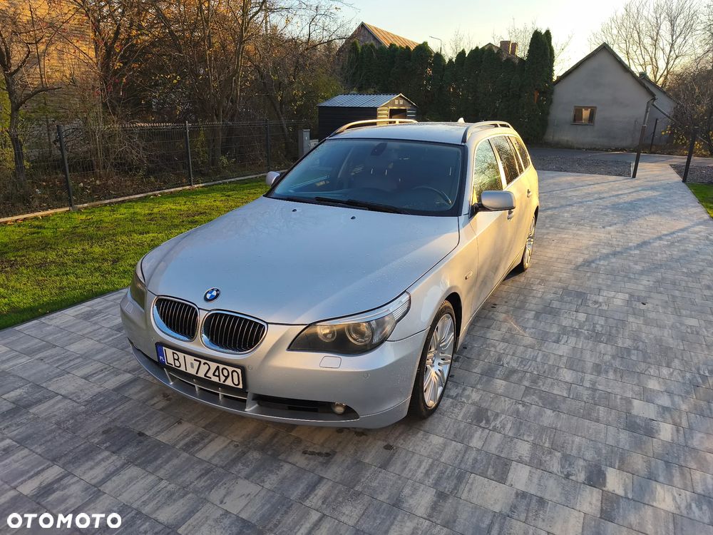 BMW Seria 5 525i - 2
