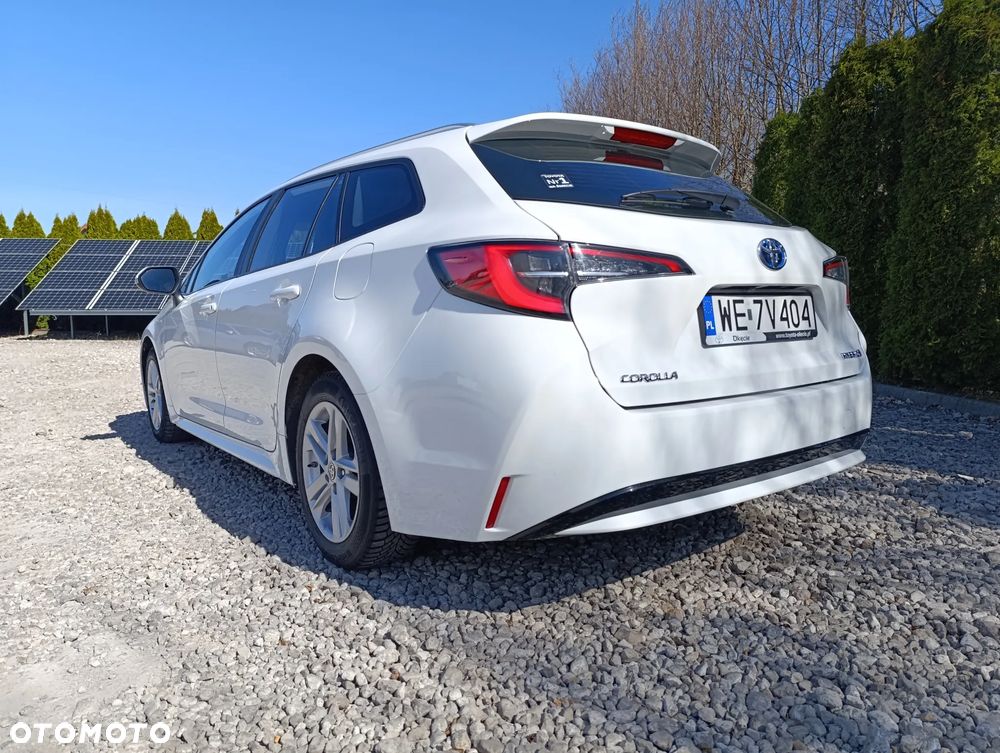 Toyota Corolla 1.8 Hybrid Comfort - 13