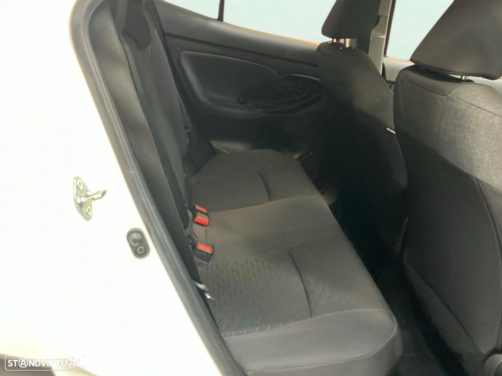 Toyota Yaris Cross - 15