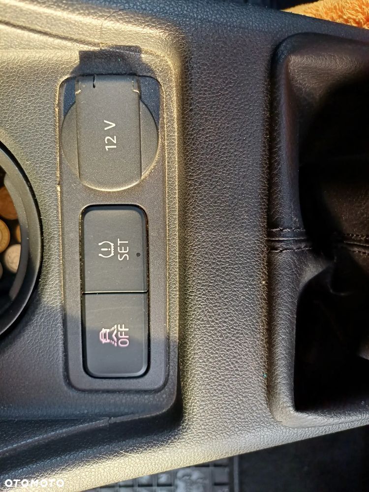 Volkswagen up! (BlueMotion Technology) high - 11