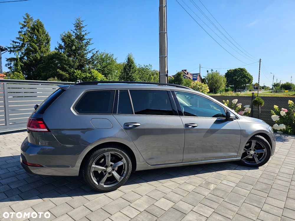 Volkswagen Golf - 17