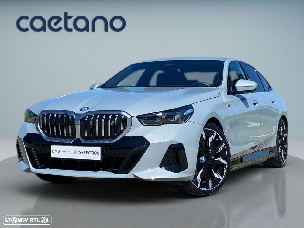 BMW i5 eDrive40 - 1