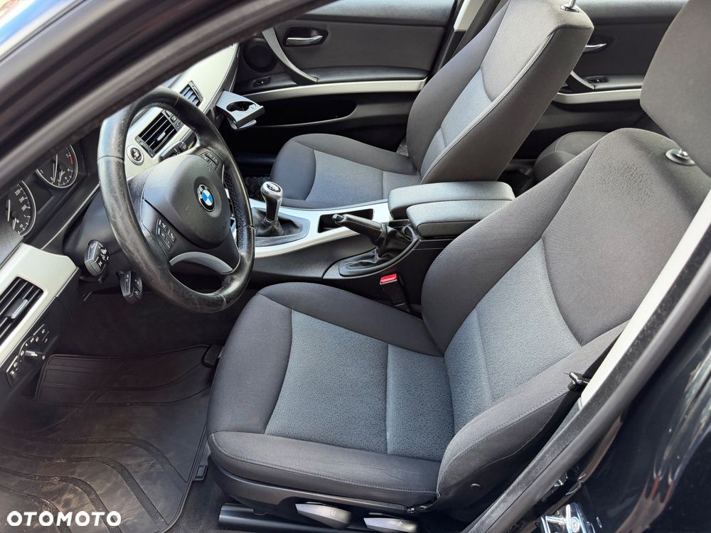 BMW Seria 3 320i Edition Lifestyle - 18