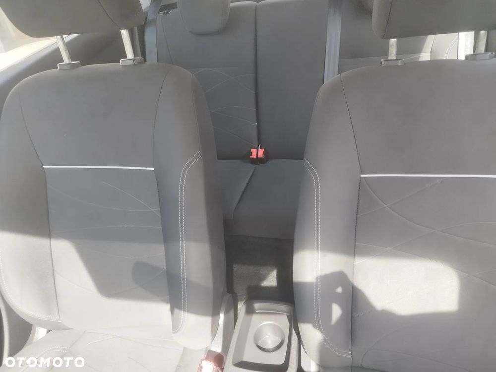 Ford Fiesta 1.25 Trend EU6 - 18