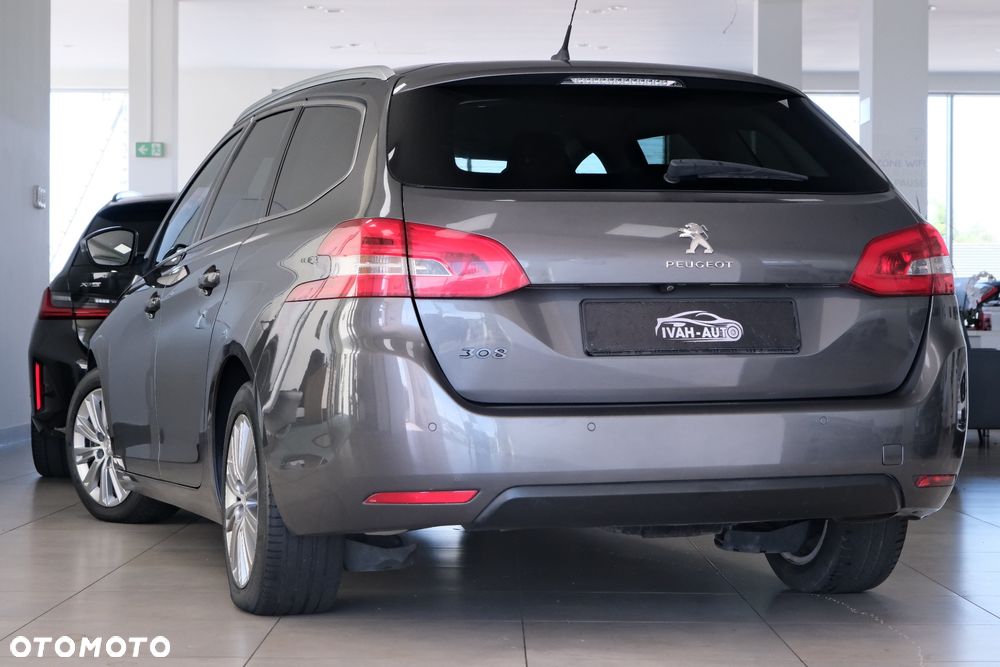Peugeot 308 - 9
