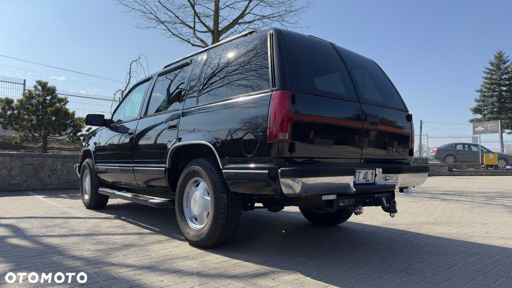 Chevrolet Tahoe - 2
