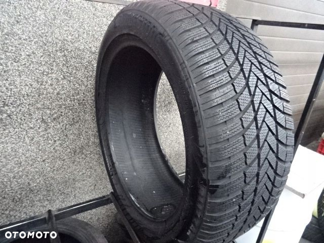 285/45/R21 113W BRIDGESTONE BLIZZAK LM005 - 2
