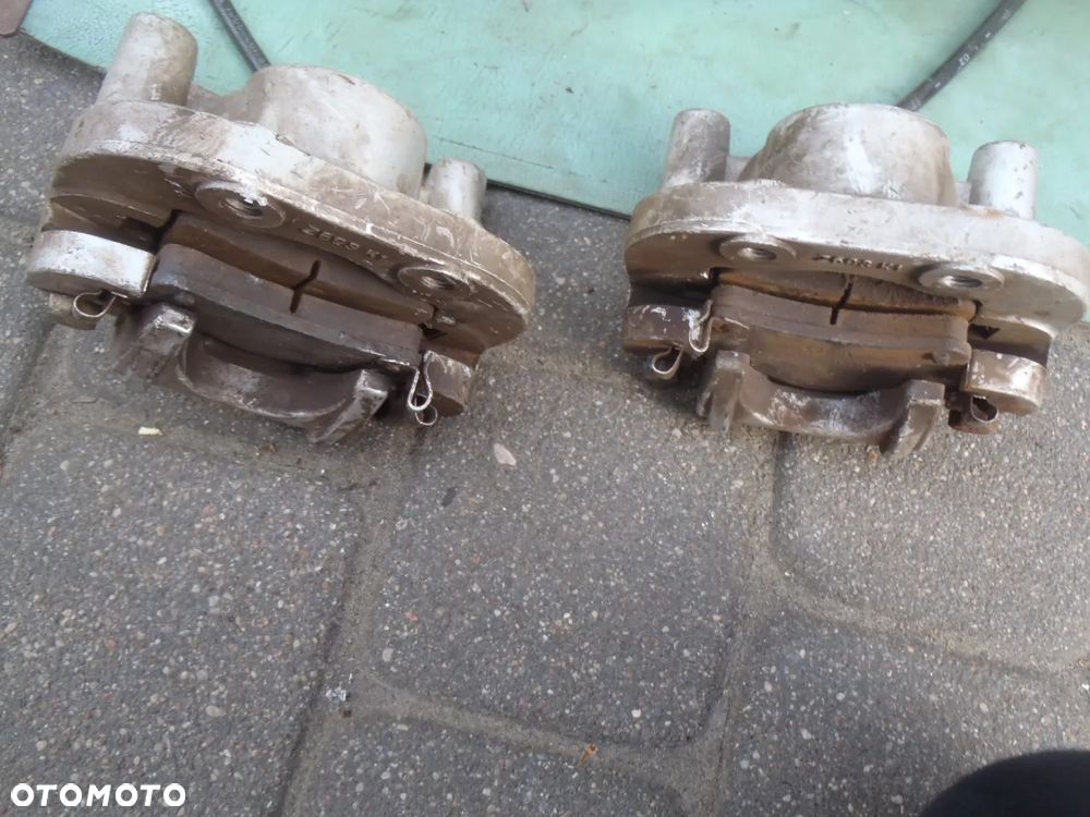 zacisk jarzmo tył tylne chatenet 26 jdm titane  ligier js 50 mgo microcar aixam 400 500 city jdm tasso italcar virgo - 5