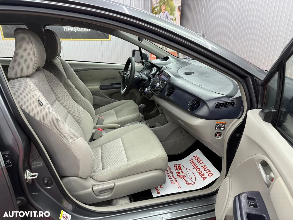 Honda Insight 1.3 - 12