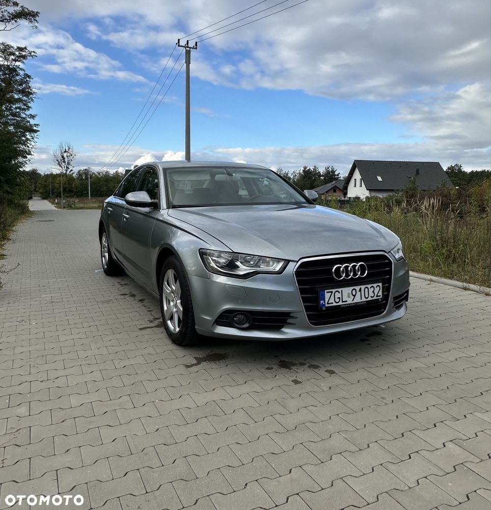 Audi A6 2011 photo 2