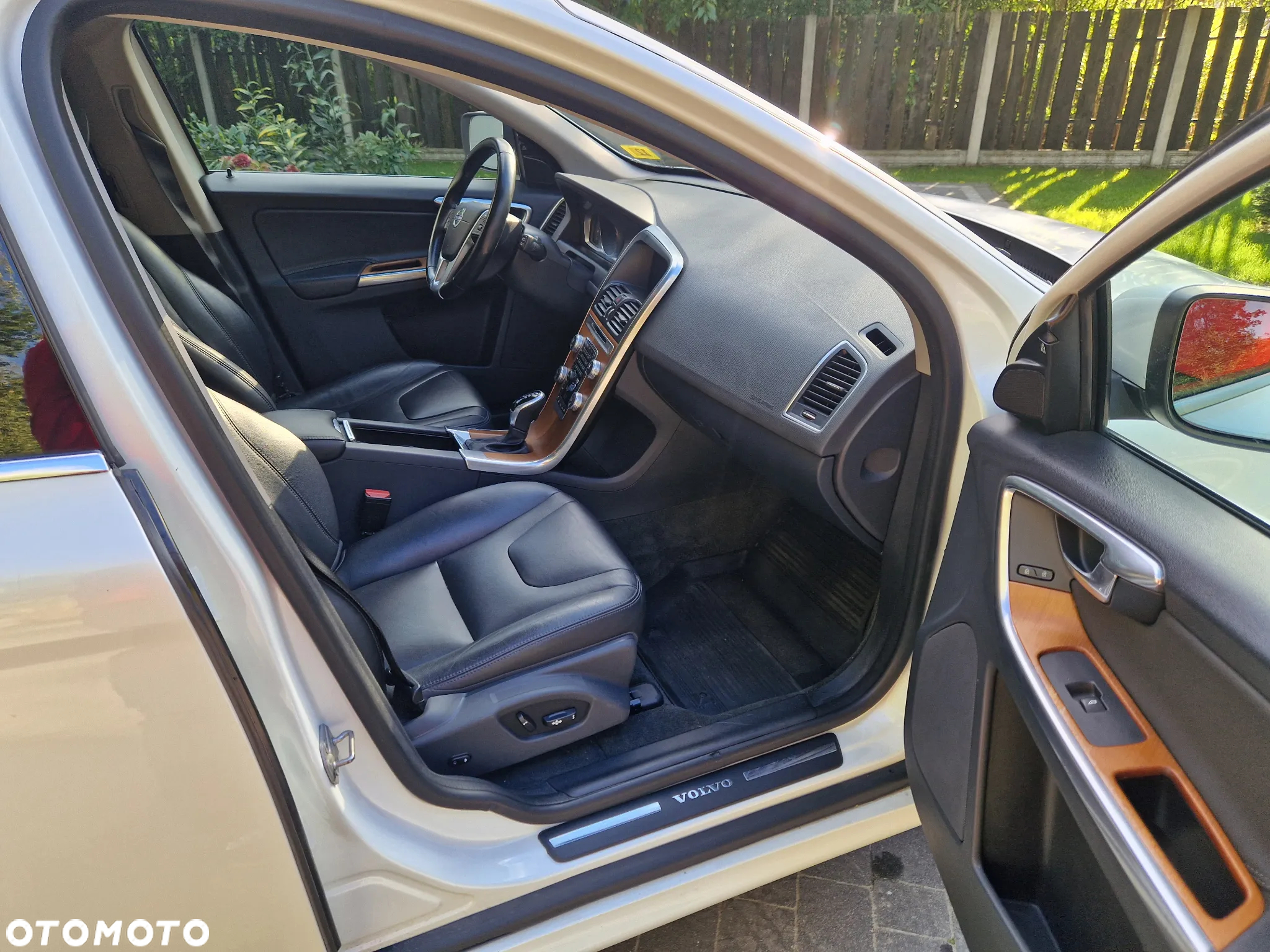 Volvo XC 60 T6 AWD Drive-E Summum - 18