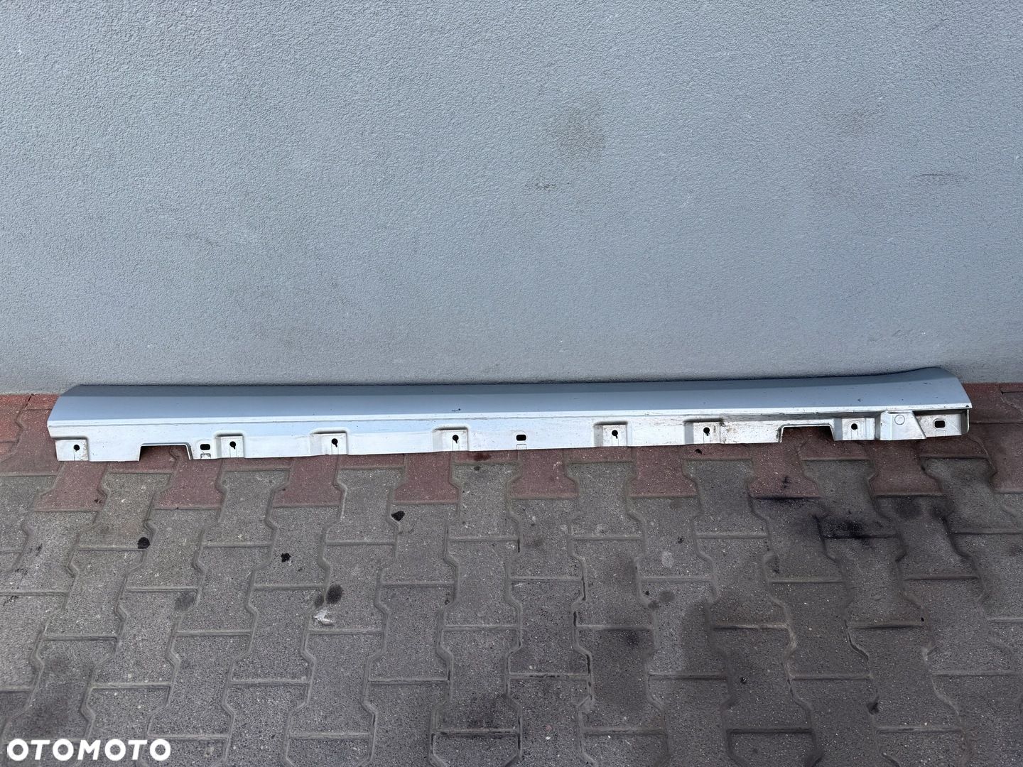 MERCEDES S 222 LISTWA PROGOWA PRAWA 2226900340 - 1