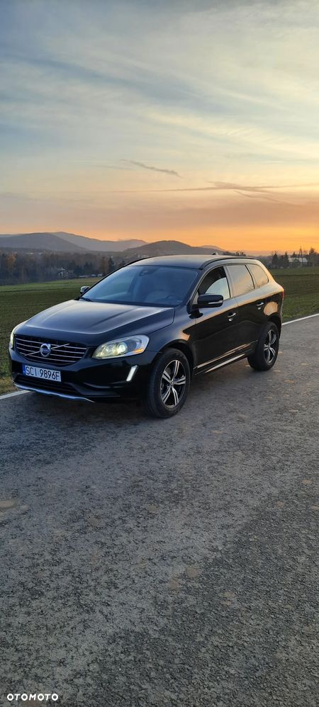 Volvo XC 60 D4 Drive-E Momentum - 1