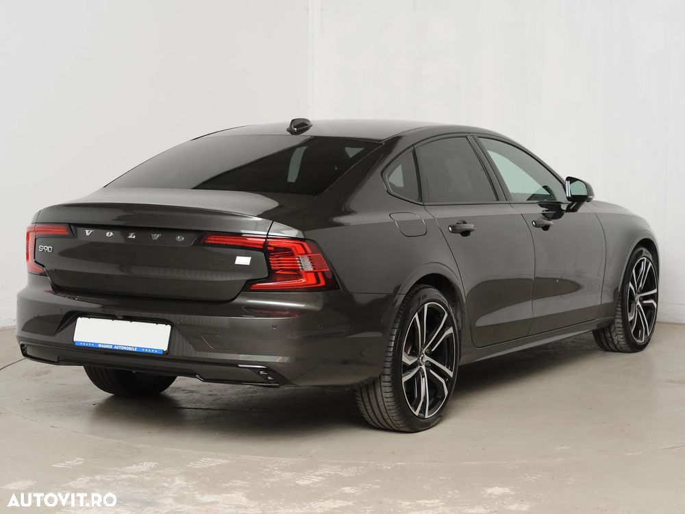 Volvo S90 T8 Recharge AWD Geartronic RDesign - 3