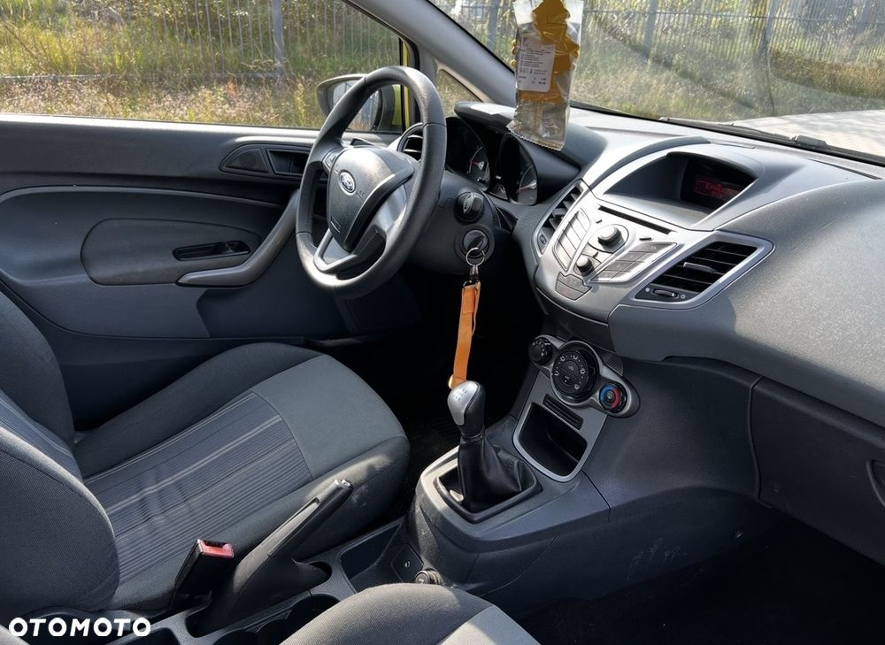 Ford Fiesta - 5