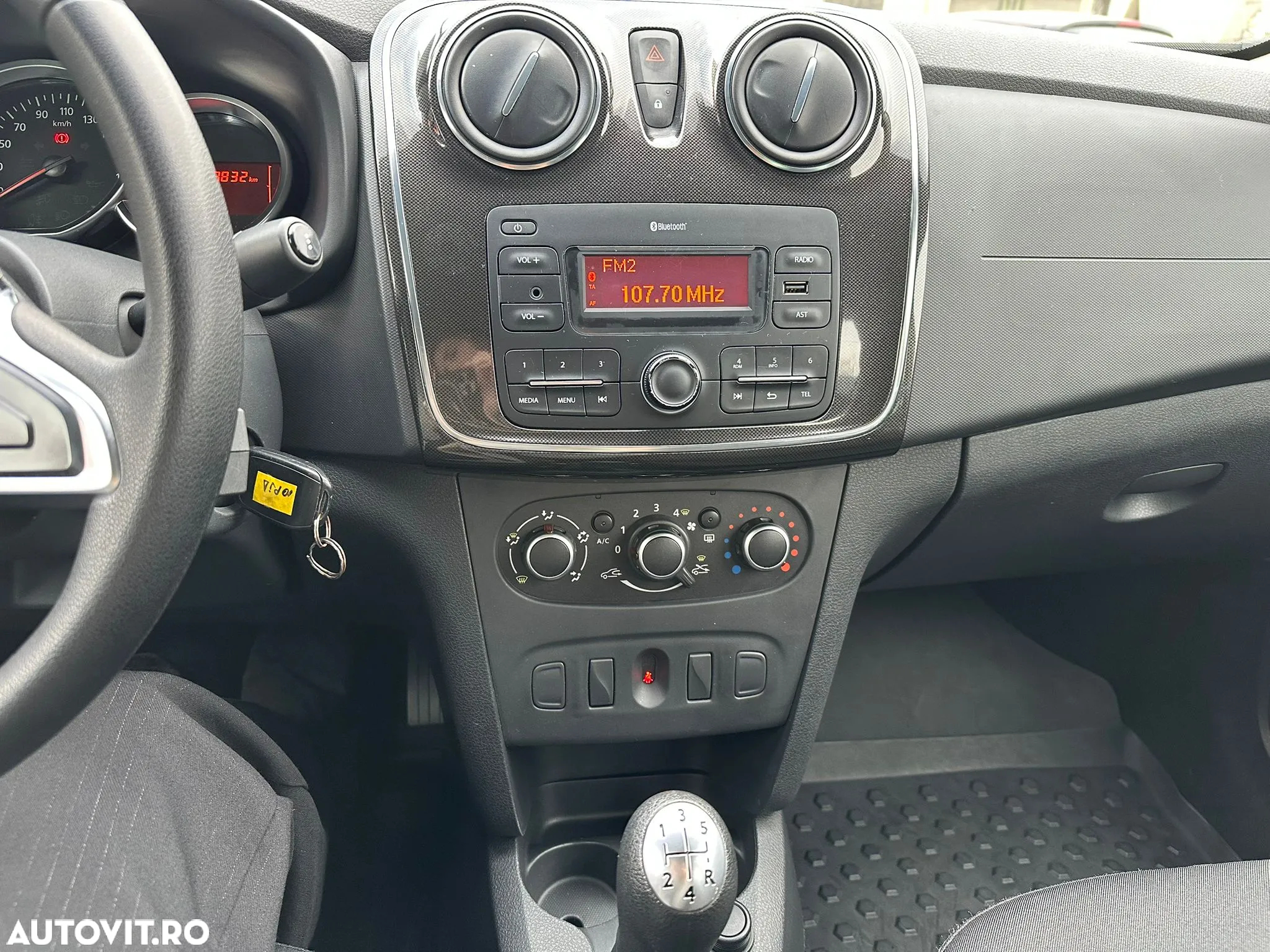 Dacia Logan - 8