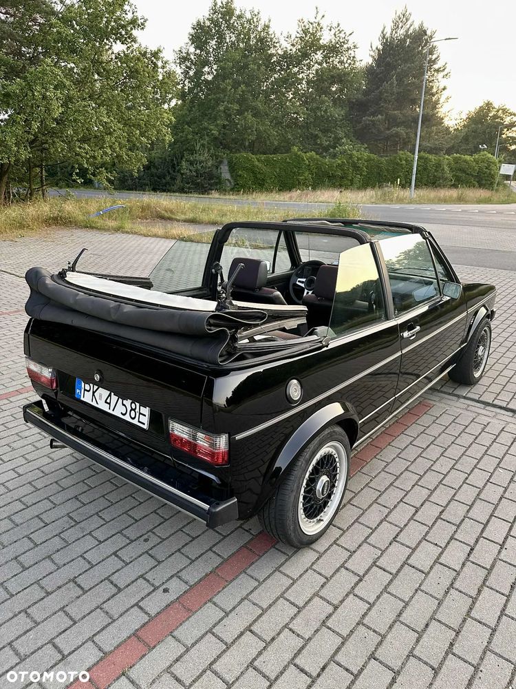 Volkswagen Golf 1.8 GL - 15