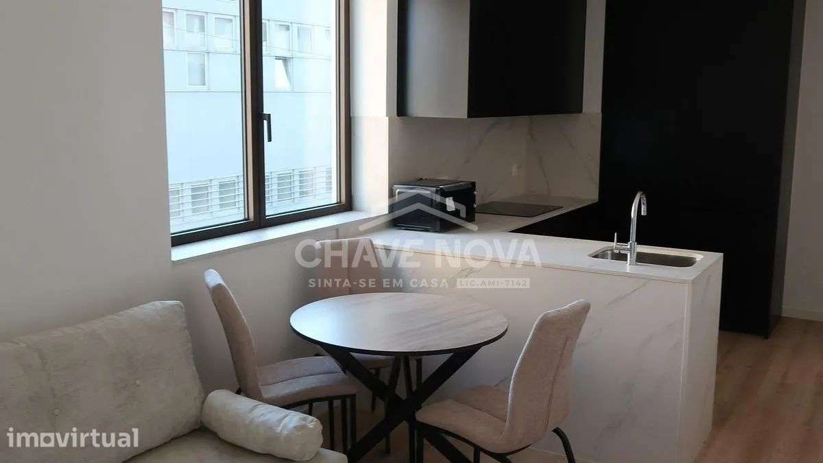 T1 Novo c/ Garagem em Paranhos - Grande imagem: 2/11