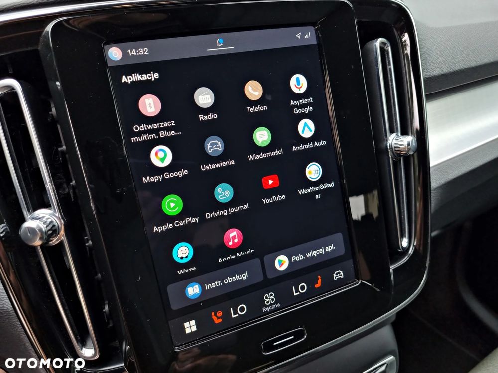 Volvo XC 40 B3 B DKG Ultra Black Edition - 26