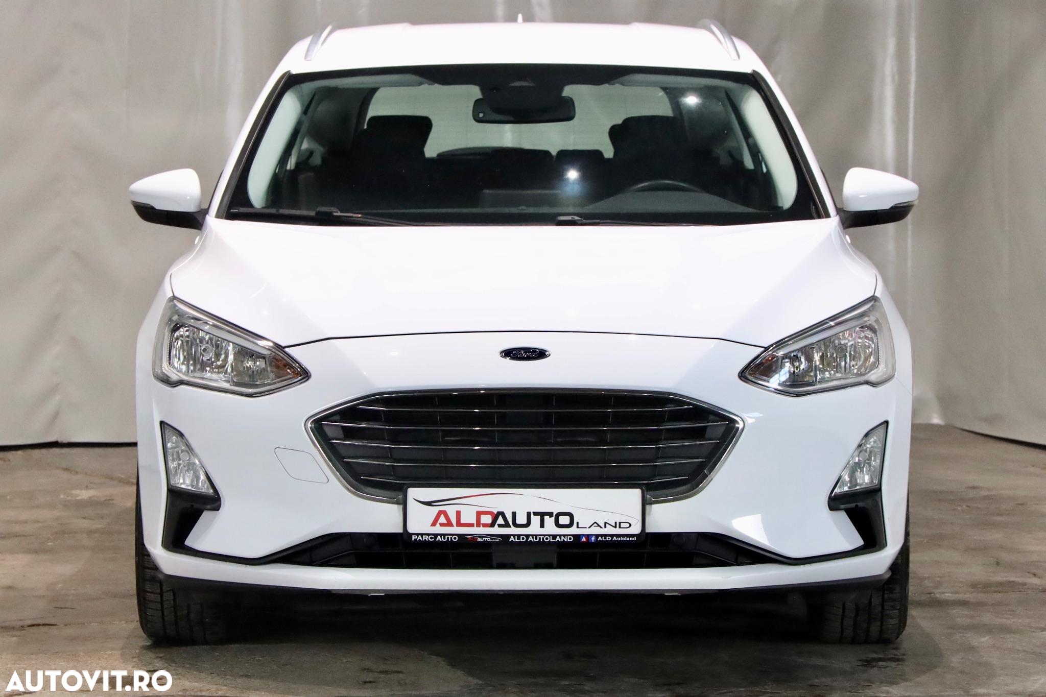 Ford Focus 1.5 EcoBlue Start-Stopp-System TITANIUM - 35
