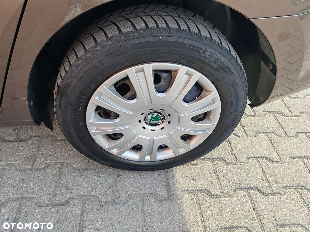 Skoda RAPID 1.0 TSI Ambition - 2