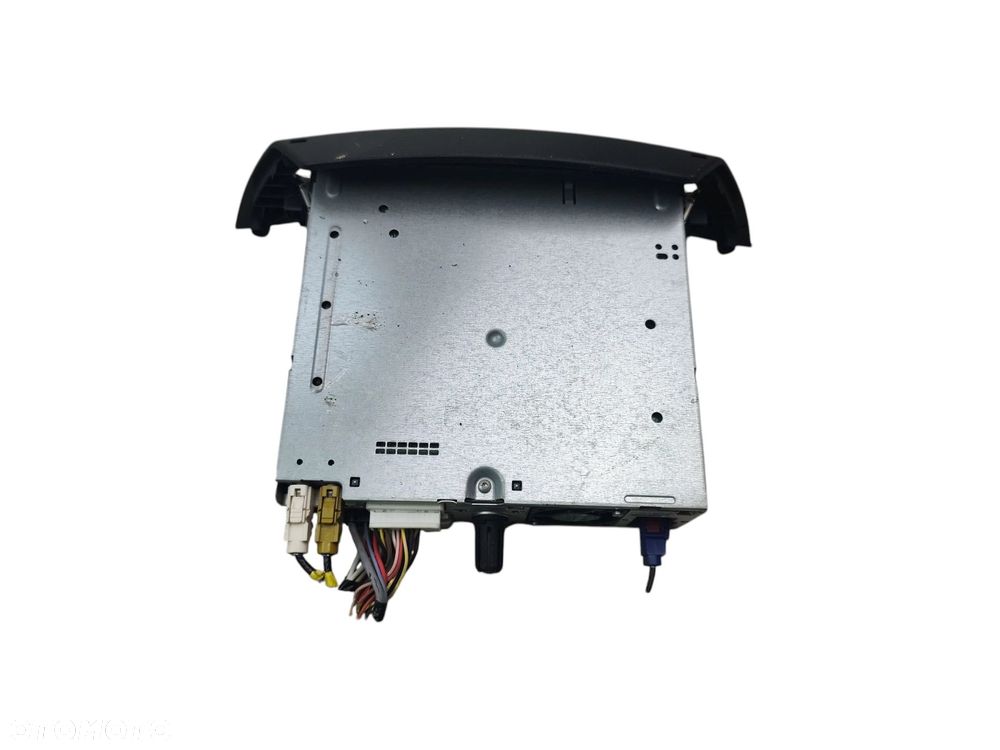 RADIO RENAULT LAGUNA III (2007-2010) 2.0 DCI 150KM 281155881R - 2