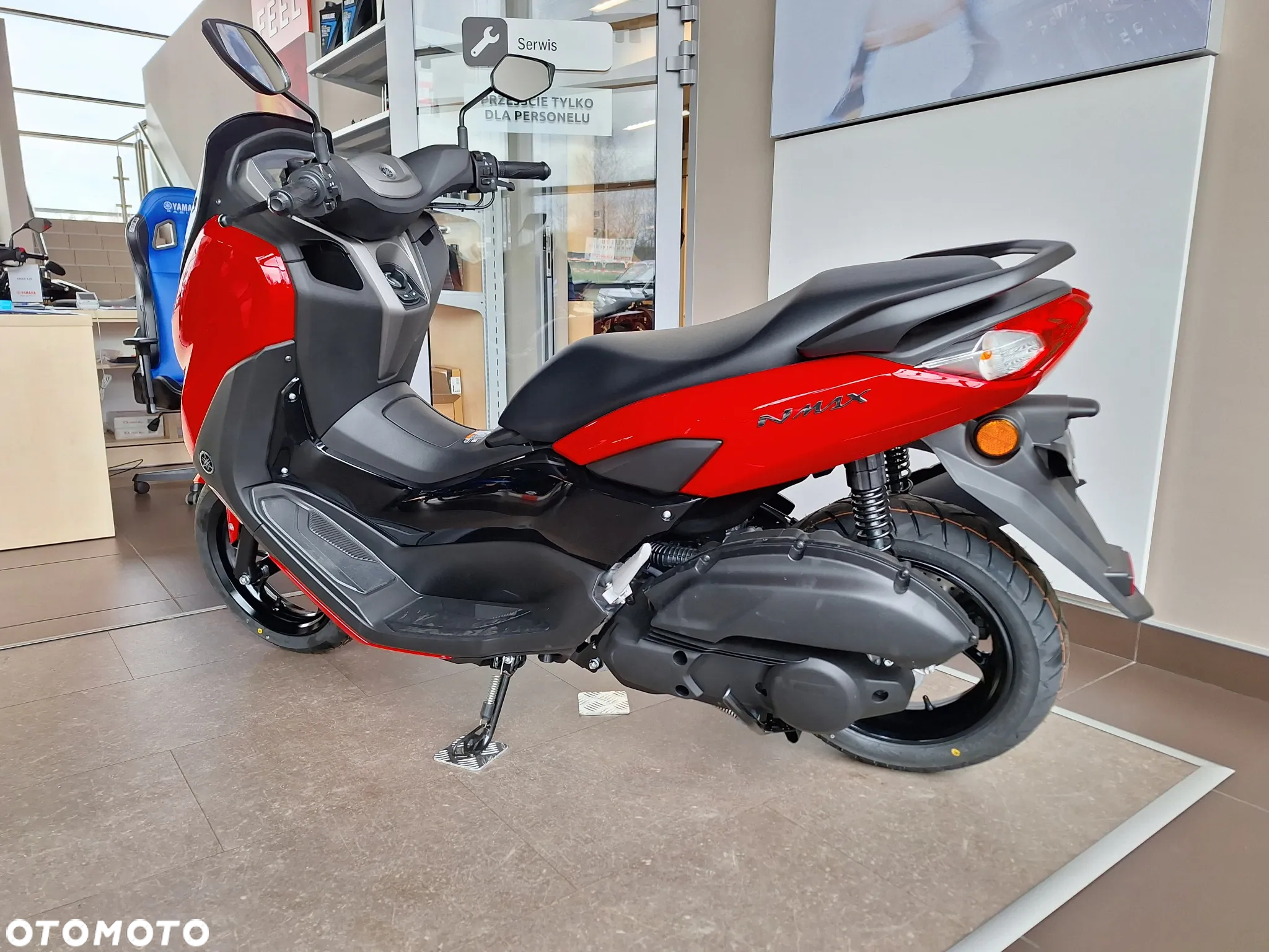 Yamaha NMAX - 4