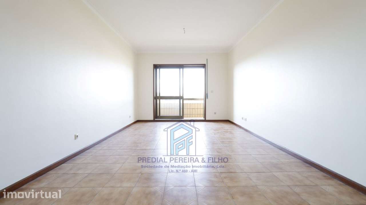 Apartamento T3 - Fânzeres / Carvalha - Grande imagem: 3/28