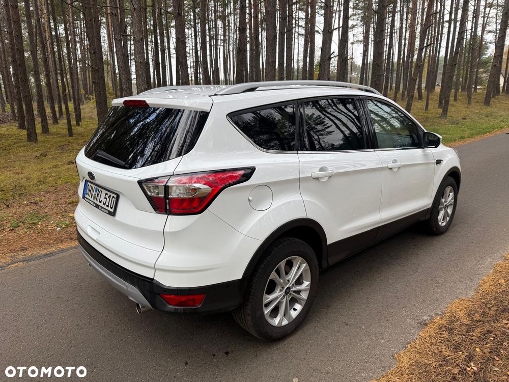 Ford Kuga 2.0 TDCi 2x4 Titanium - 6