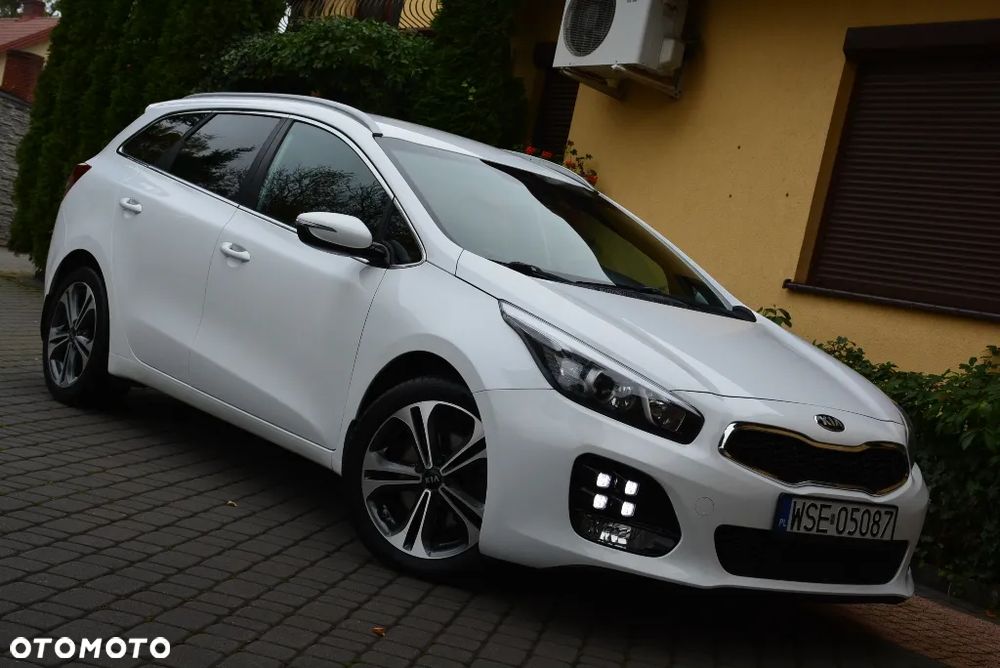 Kia Ceed 1.6 CRDi GT Line - 20