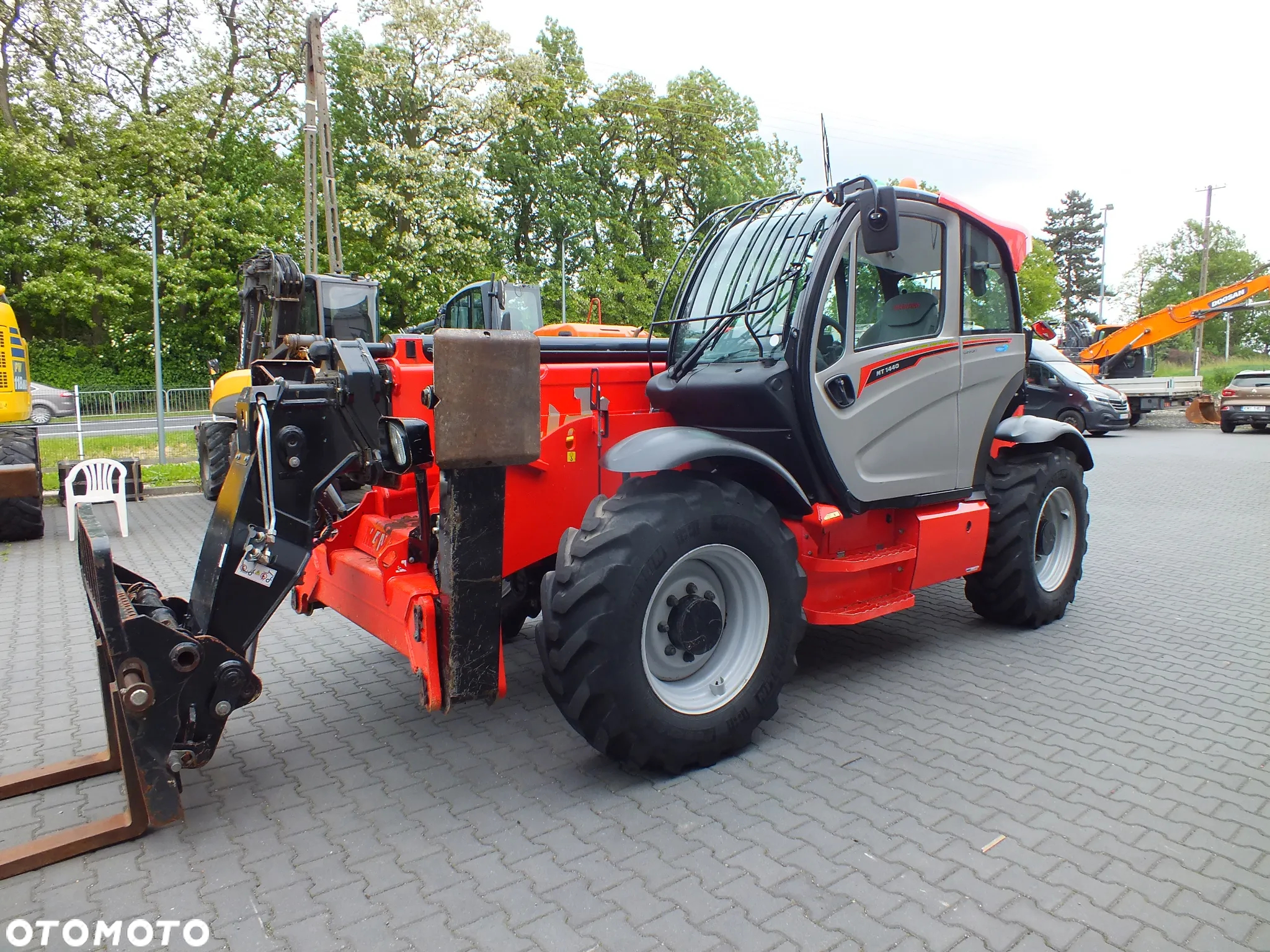 Manitou MT1440 - 4