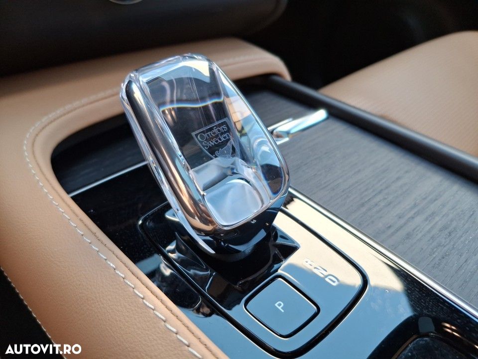Volvo XC 90 - 20