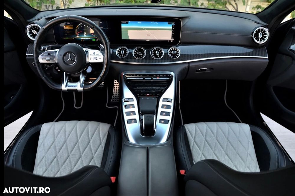 Mercedes-Benz AMG - 22
