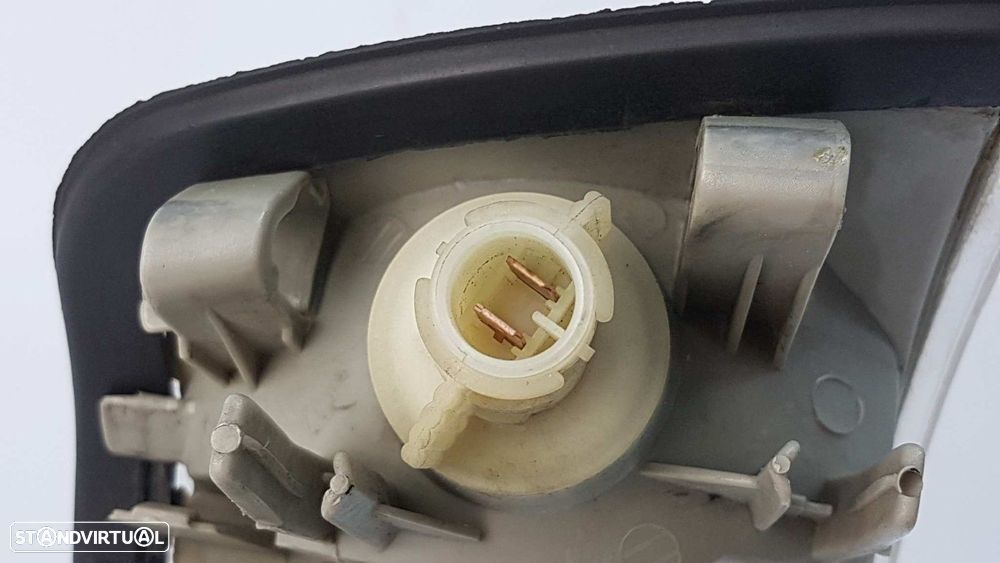 FAROLIM FRENTE DIREITO AUDI 80/90 (893) 80 - 4