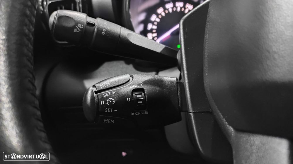 Citroën C3 Aircross 1.6 BlueHDi Shine - 32