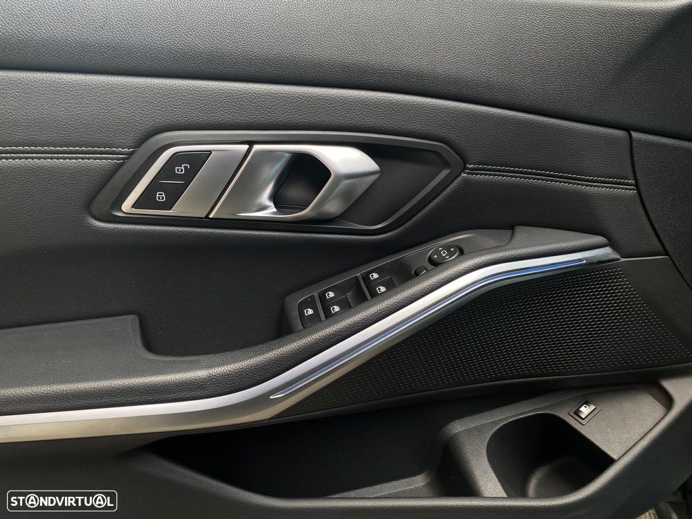 BMW 320 e Line Sport Auto - 17