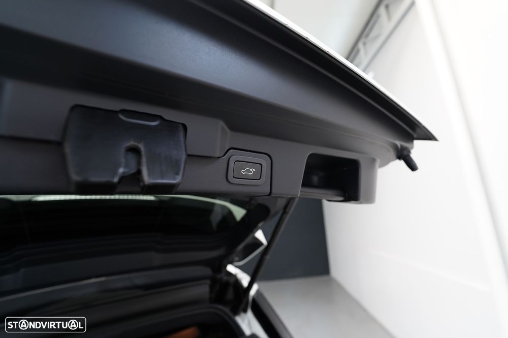 Land Rover Range Rover Evoque 2.2 SD4 Dynamic Auto - 31