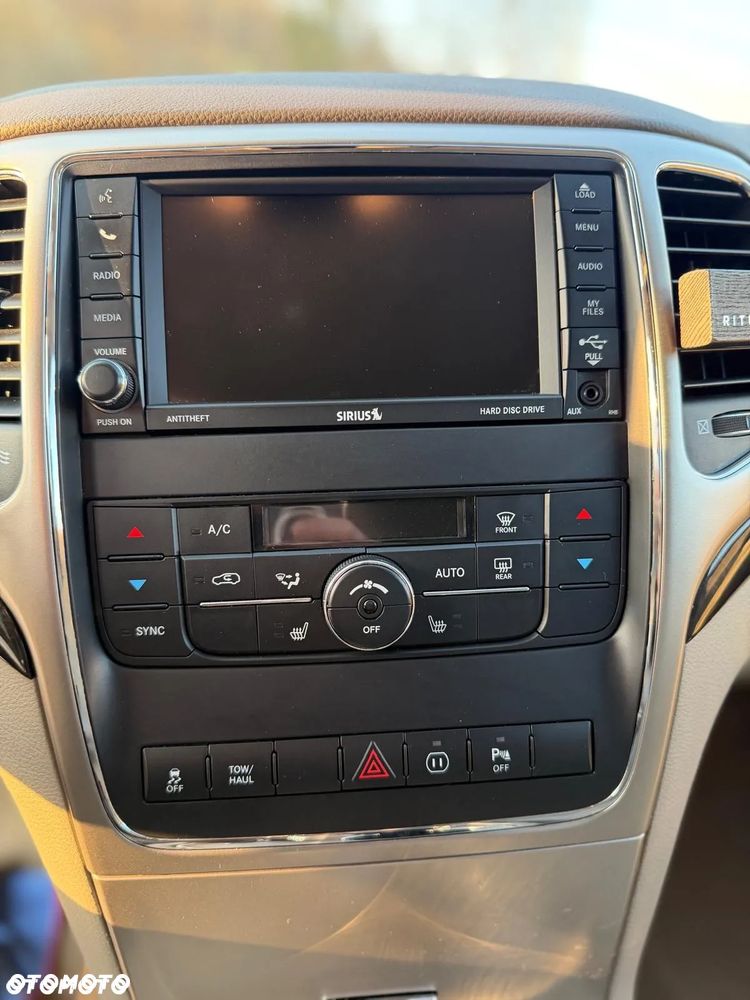 Jeep Grand Cherokee 5.7 V8 HEMI 4WD Automatik S - 24