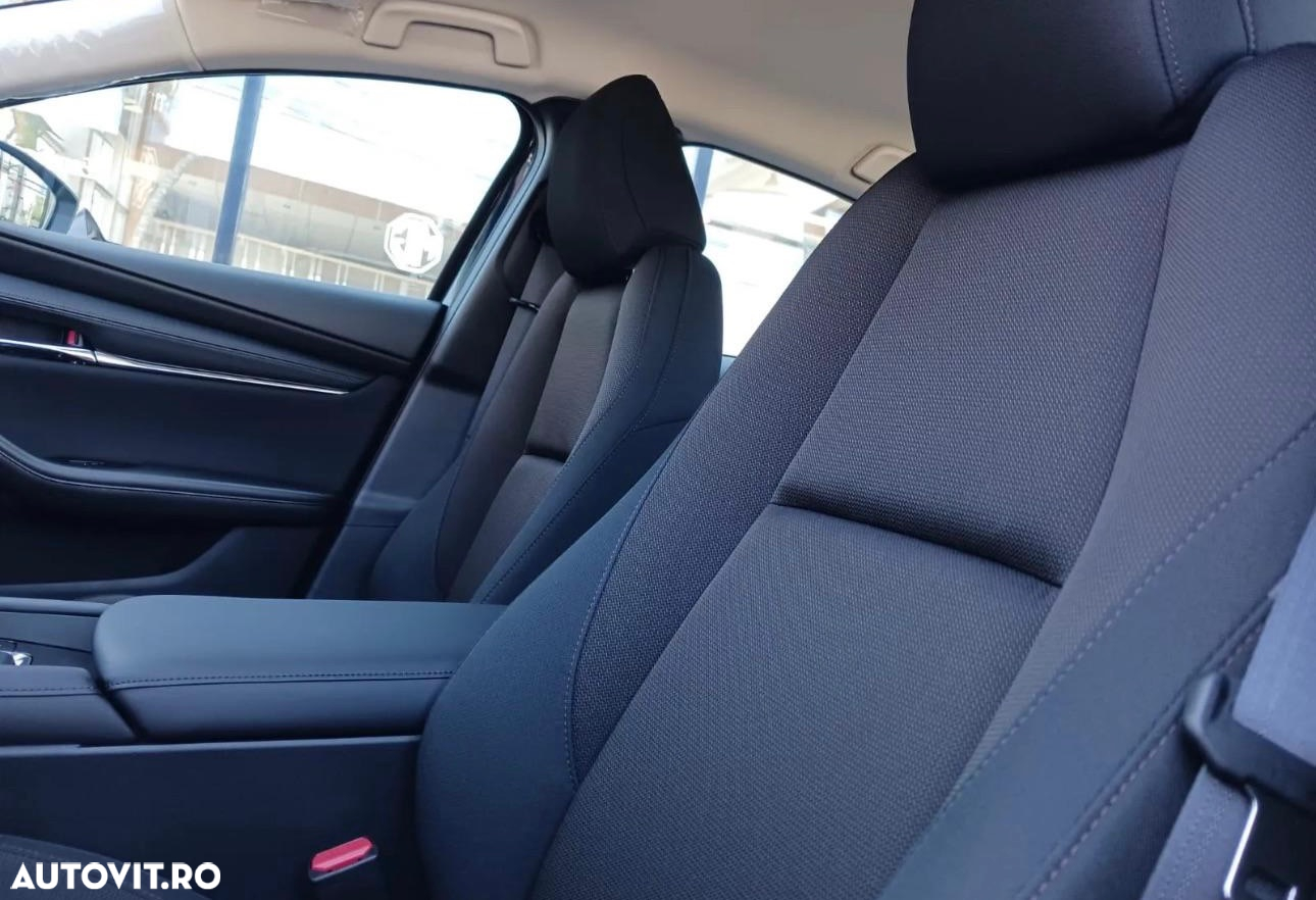 Mazda 3 e-Skyactiv G150 AT MHEV Exclusive-Line - 10