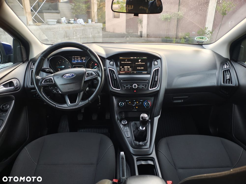 Ford Focus 1.5 TDCi DPF Start-Stopp-System Business - 11