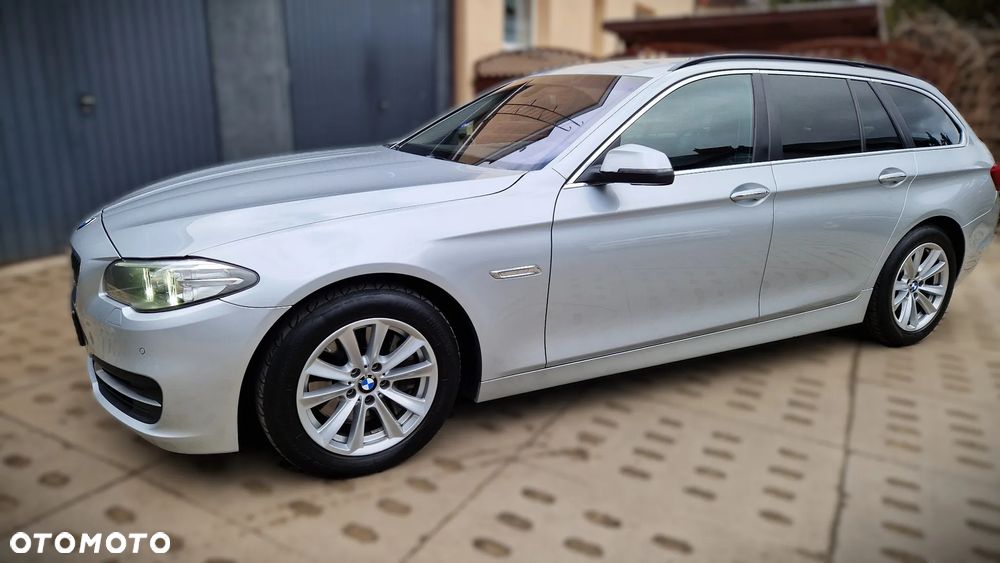 BMW Seria 5 525d - 17
