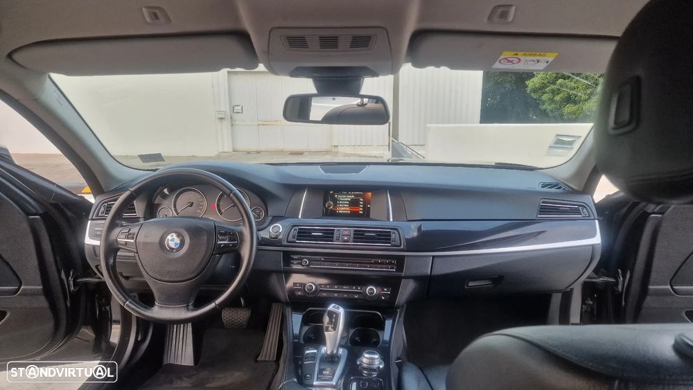 BMW 525 d Touring Aut. Luxury Line - 2