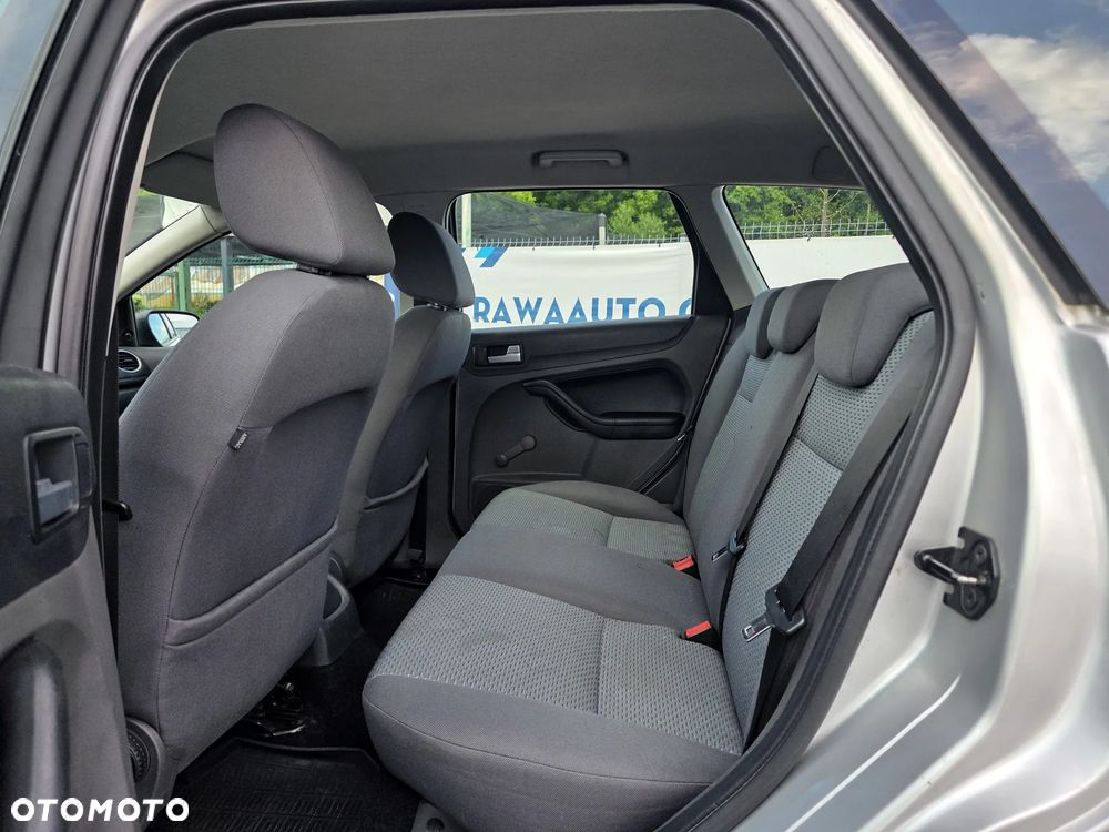 Ford Focus 1.6 TDCi Ambiente - 7
